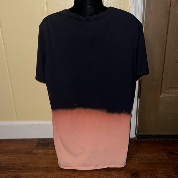 Guess Embossed Grunge Black Orange Colorblock Punk Short Sleeve Tee Size XL - Picture 5 of 14